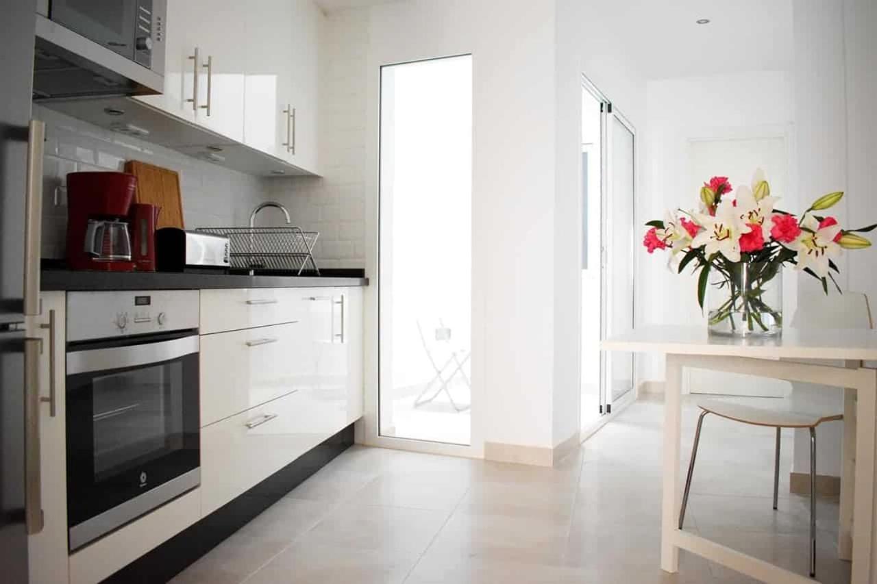 Вілла New Townhouse In The Heart Of Nerja With Jacuzzi Екстер'єр фото