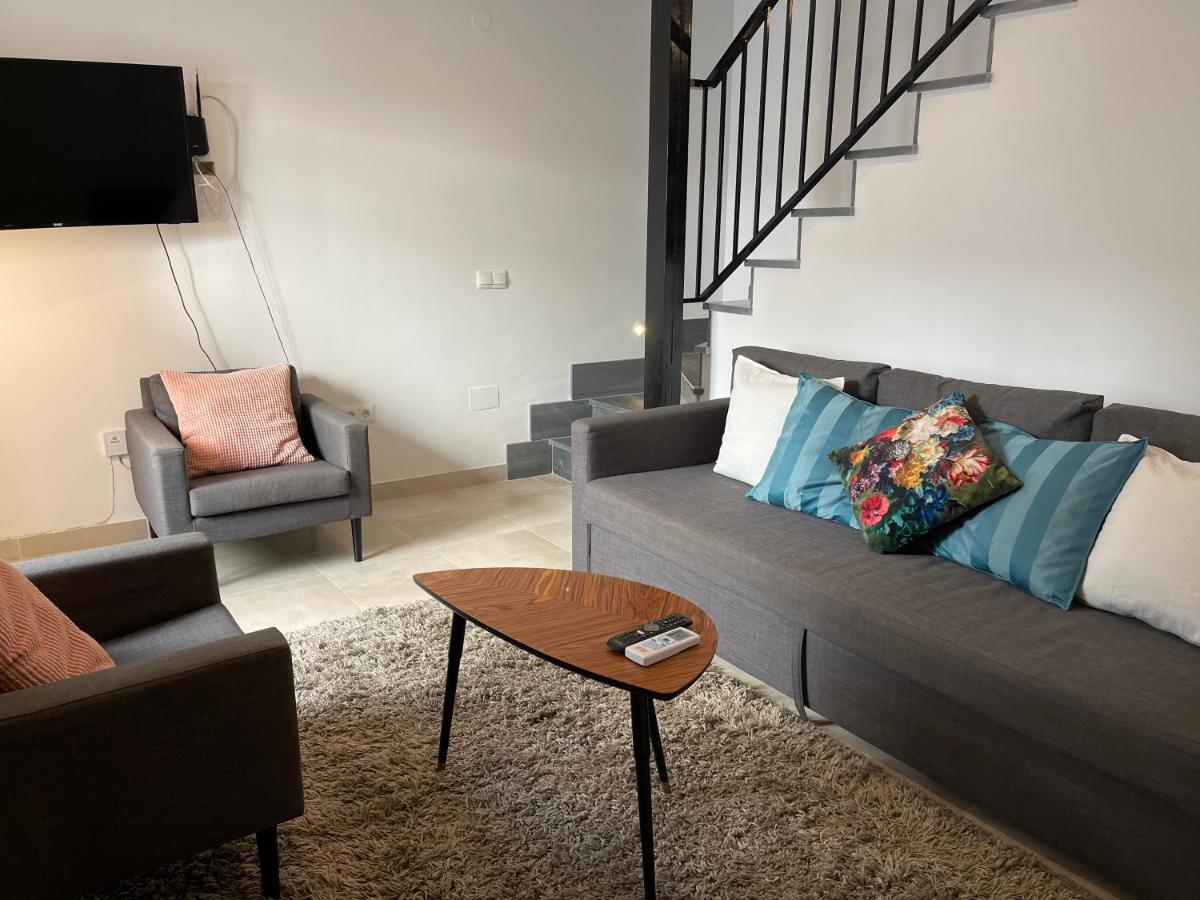 Вілла New Townhouse In The Heart Of Nerja With Jacuzzi Екстер'єр фото